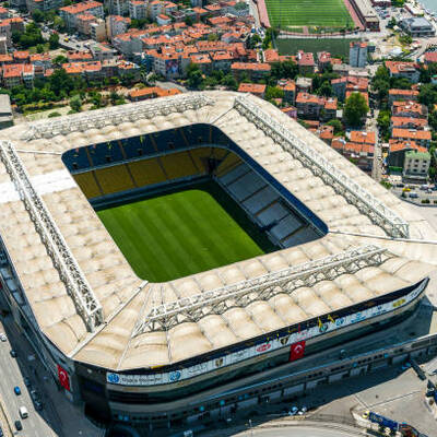 Fenerbahçe Stadyumu'nun ismi değişiyor!