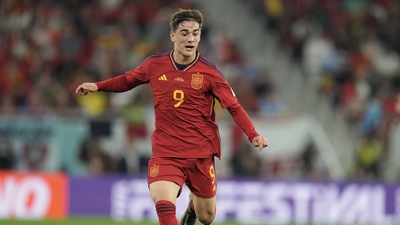 Gavi, Pele'nin rekorunu kırdı