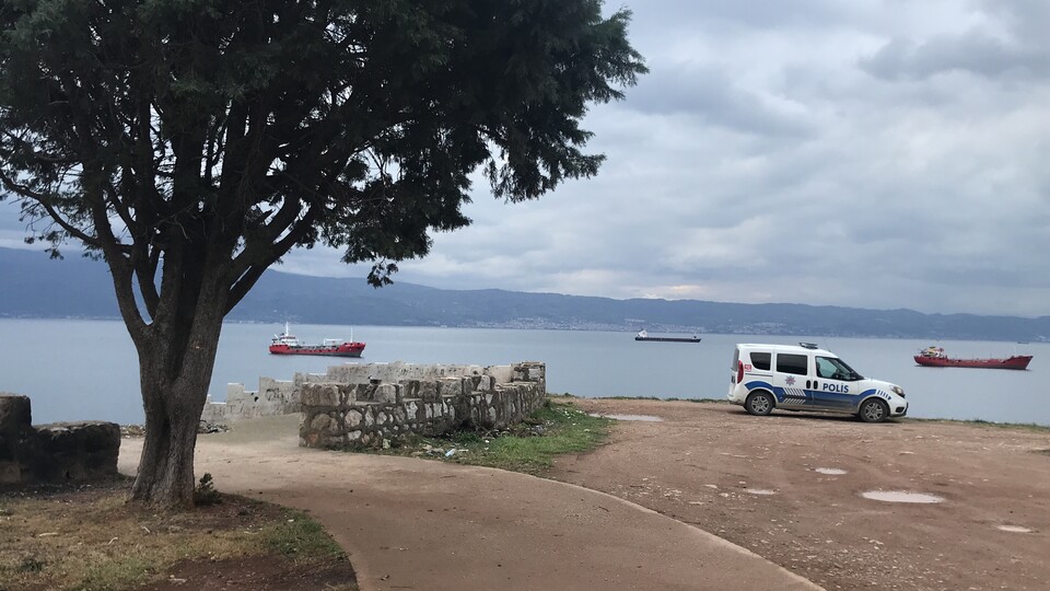 Irak uyruklu kadın yol kenarında ölü bulundu!