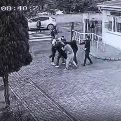 Okul bahçesinde öğretmene darp!