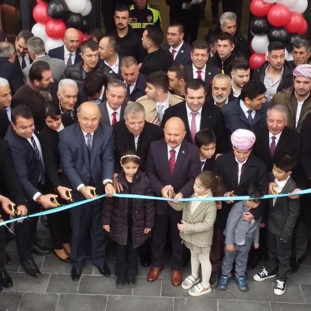 Doğubayazıt'ın ilk Fen Lisesi açıldı