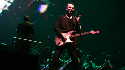 mor ve ötesi 1907 için sahnede