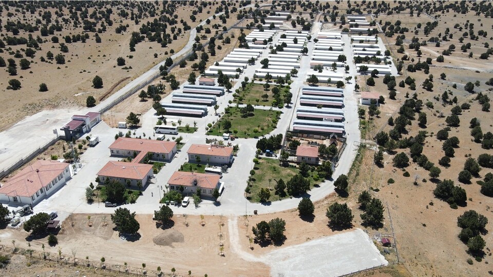 Konya'da bakımevindeki köpekler için flaş karar!