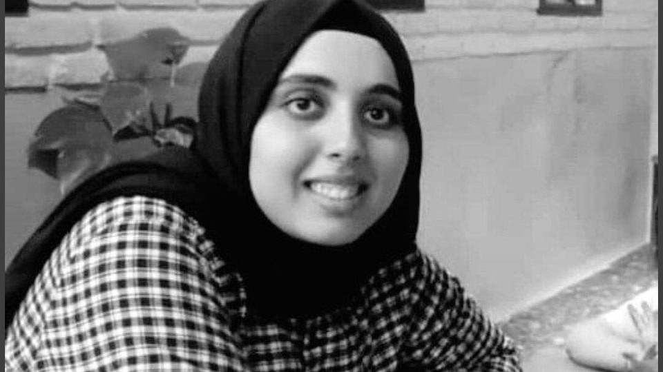 Şehit öğretmenin ismi görev yaptığı okula verildi