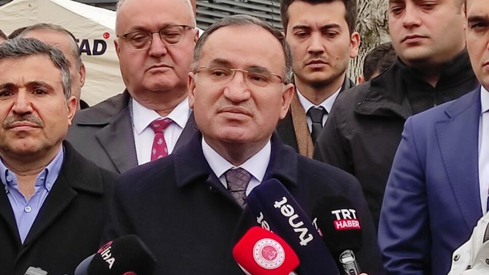 Bozdağ'dan başörtüsü için çağrı