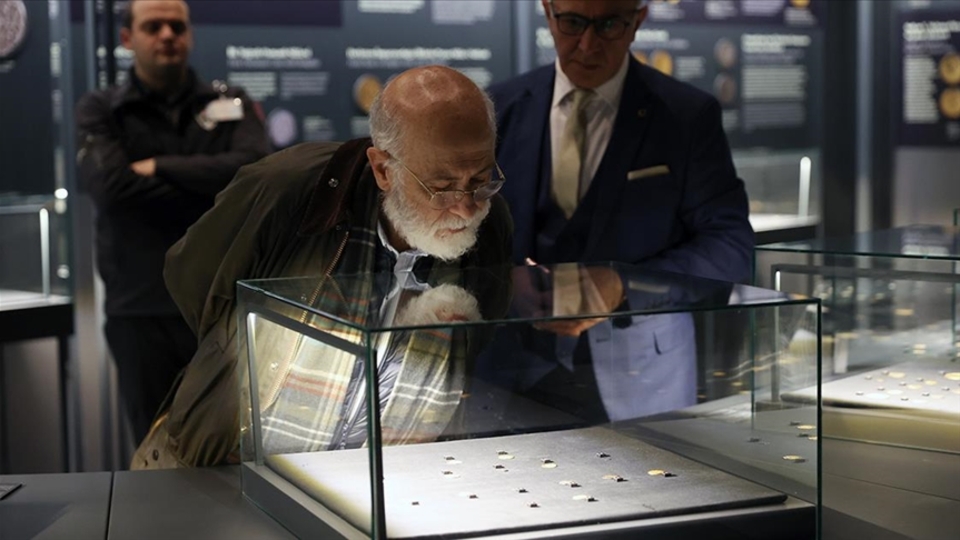 550 yıllık koleksiyon gün ışığına çıktı