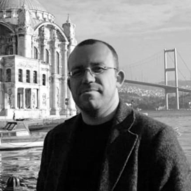 'İstanbul'un Ötesinde Kitapseverlik'