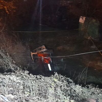 İstanbul'da korkunç kaza! Otomobil alev alev yandı, 1'i polis 2 kişi öldü