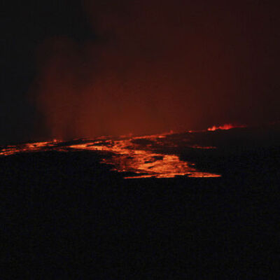 Dünyanın en büyük volkanı 38 yıl sonra harekete geçti!