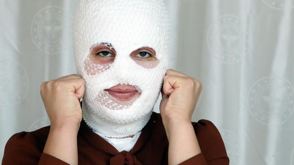 Düdüklü tencere bomba gibi patladı