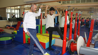 Kas hastası genç cimnastik sayesinde hayata tutundu