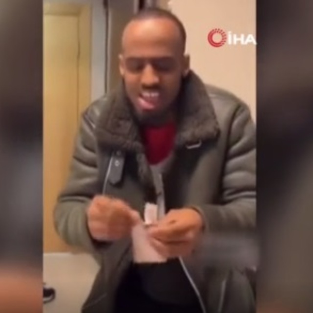 Türk lirasını yırtarak sosyal medyada paylaşan 2 Finlandiyalı gözaltında