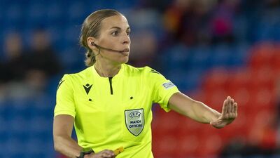 Dünya Kupası'nda ilk kadın hakem!