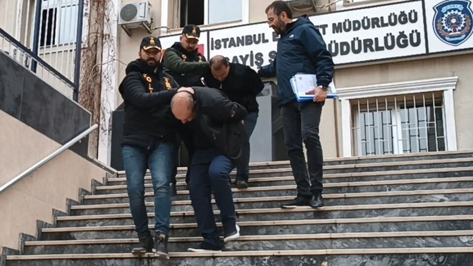 İstanbul'da yaşandı! İranlı sahte polisler yol kesip para çaldı!