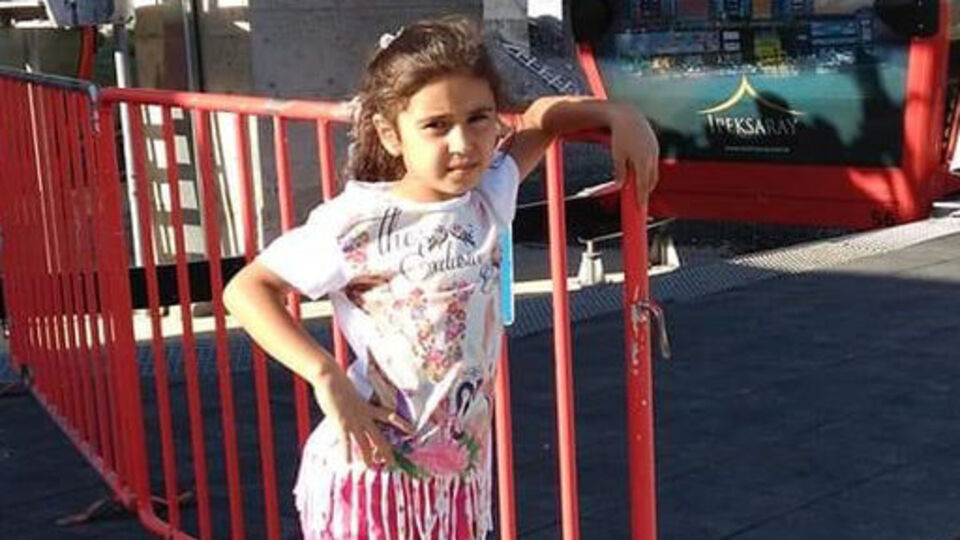 Okulda öldürülen Fatmanisa toprağa verildi!