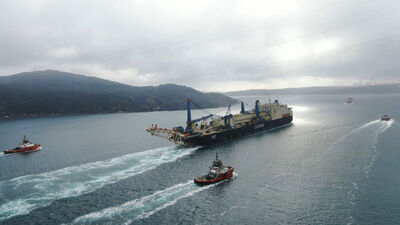 İstanbul Boğazı 'Castorone' için kapatıldı!