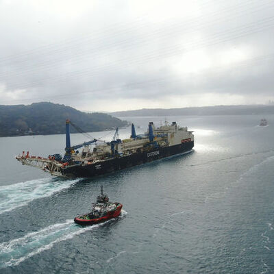 İstanbul Boğazı 'Castorone' için kapatıldı!