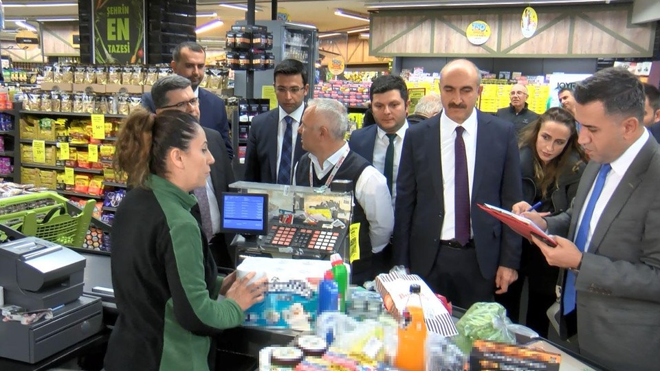 Marketlerde fahiş fiyat denetimi