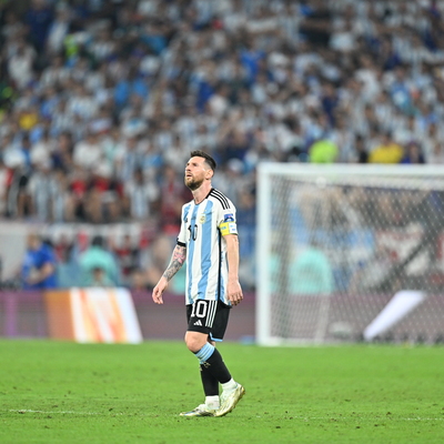 Messi, Maradona'yı geçti!