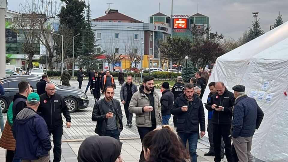 Düzce'de 3.2 büyüklüğünde deprem