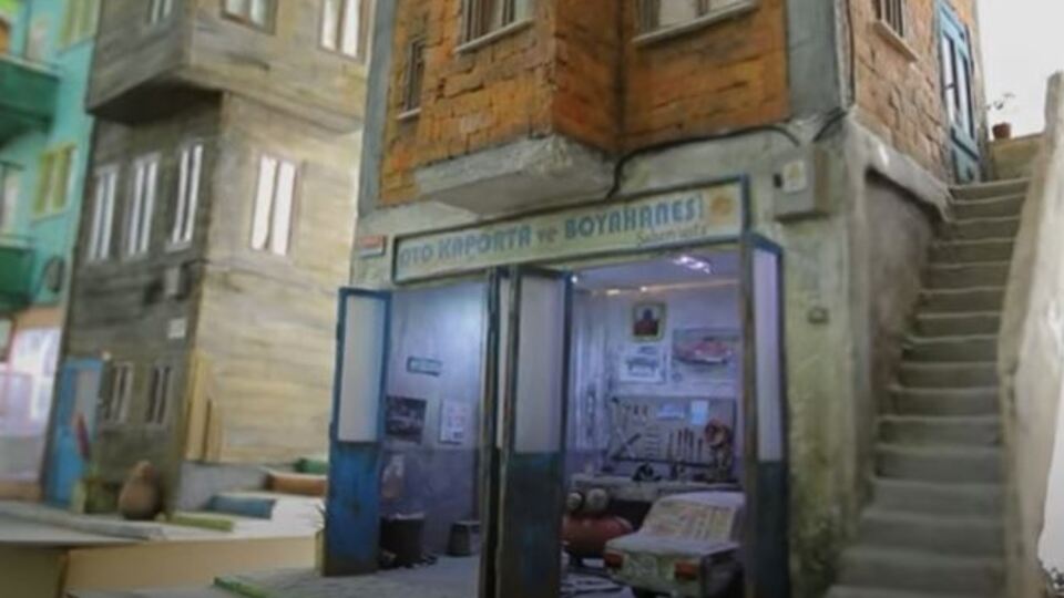 Bir odaya sığan koca bir mahalle