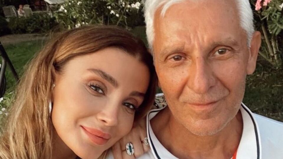 Özge Ulusoy'un babası trafik kazasında hayatını kaybetti