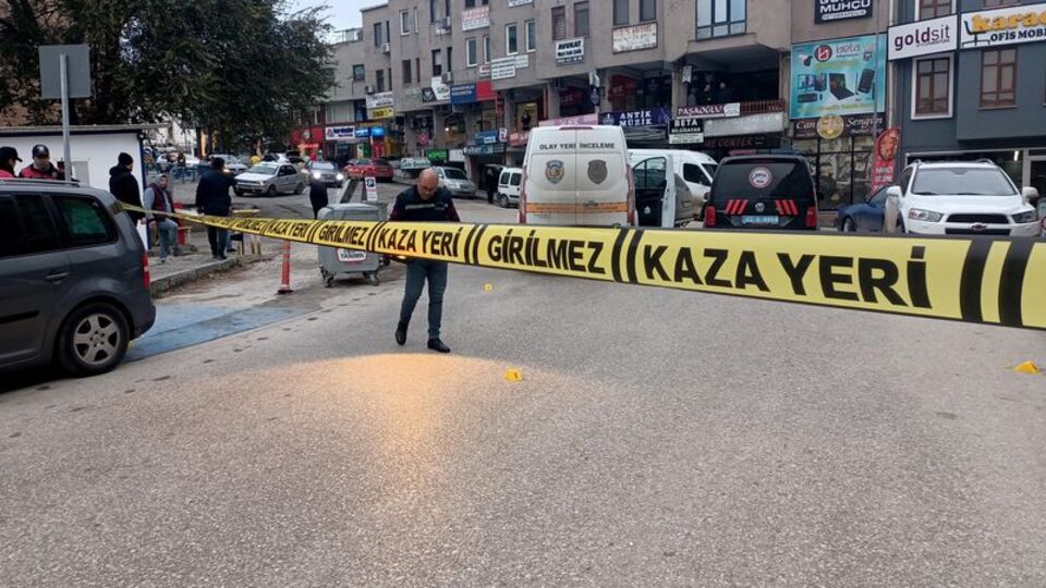 Edirne'de sokak ortasında çatışma!