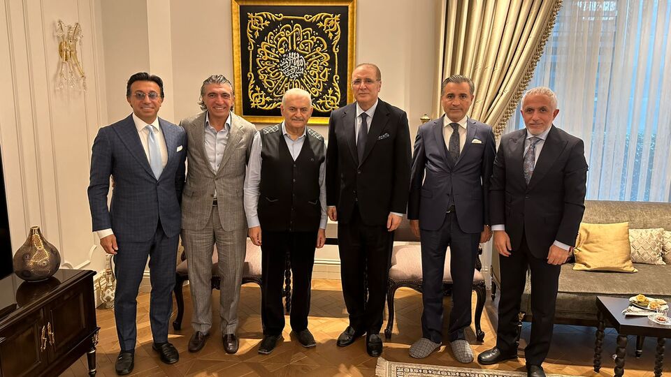 Ağrılı işadamlarından geçmiş olsun ziyareti