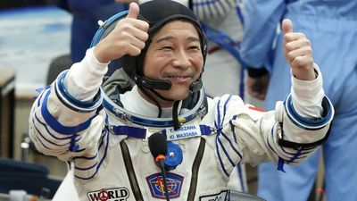 Japon milyarderin Ay yolculuğundaki isimler