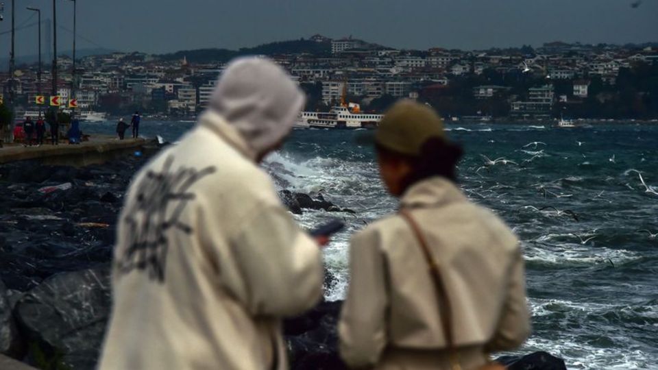 Lodos baş ağrıtacak!