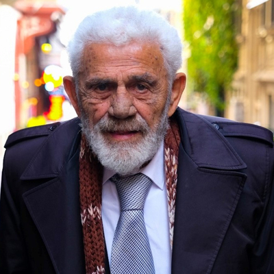 "Erotik filmde rol aldım, pişman oldum"