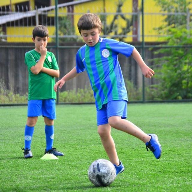 Üzerine kale direği devrilmişti! Acı haber