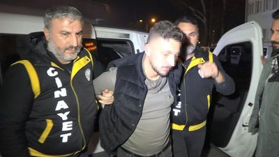 Arkadaşlarının yanına gitti! İki kişiyi öldüren soru!