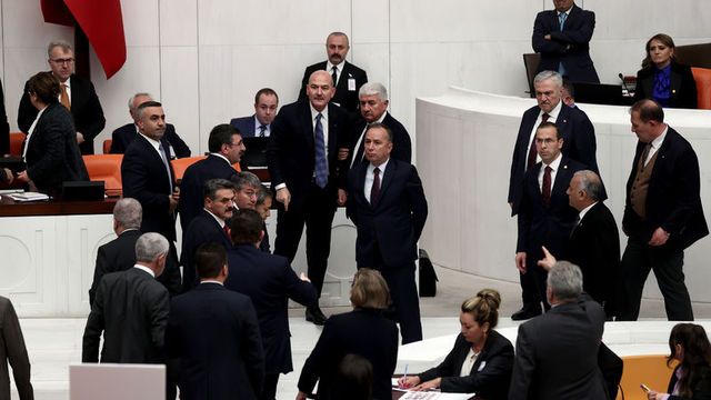 Meclis'te sert tartışma! Soylu ile HDP'li vekiller...
