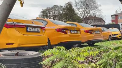Otoparklar, trafikten men edilen taksilerle doldu taştı!