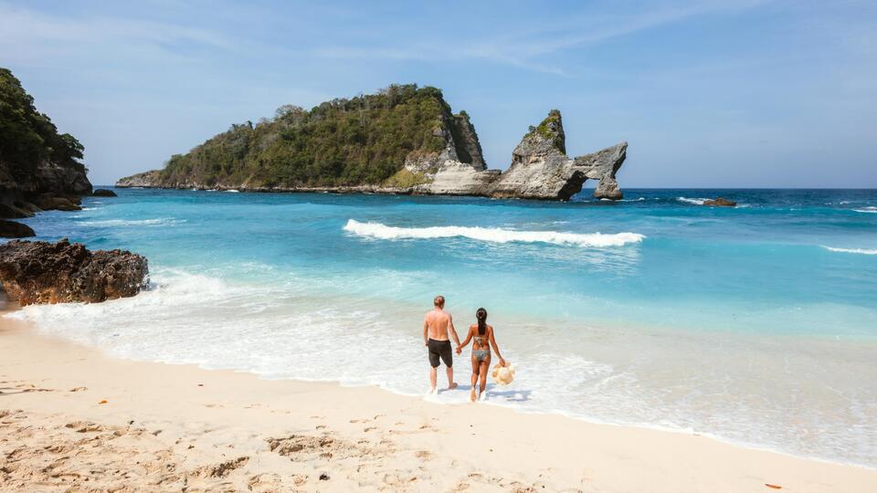 Endonezya'da 'evlilik dışı seks' yasağı: Yabancı turistler muaf tutulacak