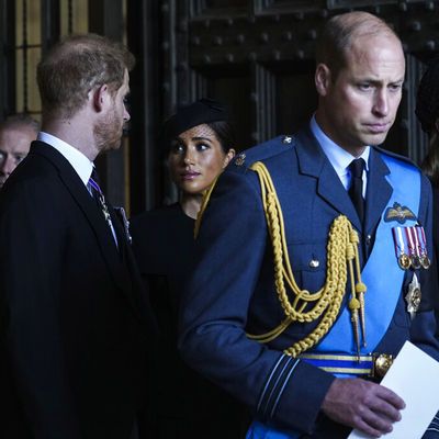 Prens Harry abisi William'ı hedef aldı