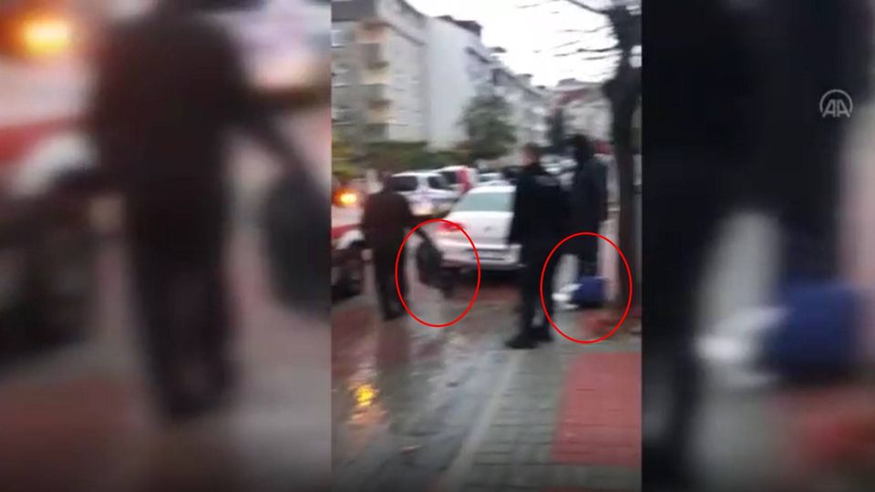 Vicdanlar sızladı! Poşet içinde terk edildi