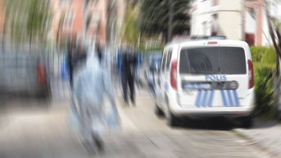 8 aylık hamile eşinin karnını tekmeledi, bebek öldü