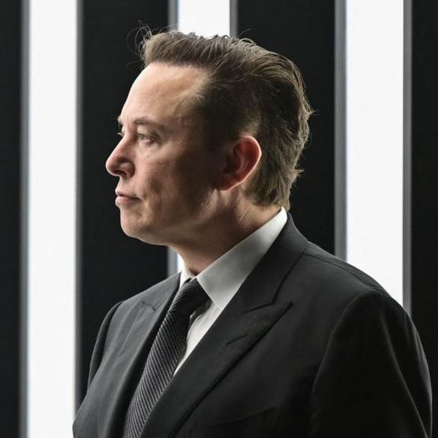Elon Musk artık dünyanın en zengini değil