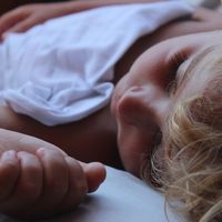 Rüyada Karda Yürümek