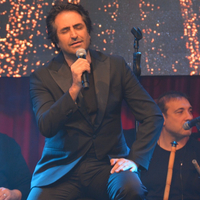 17 yıl sonra İzmir’de sahne aldı