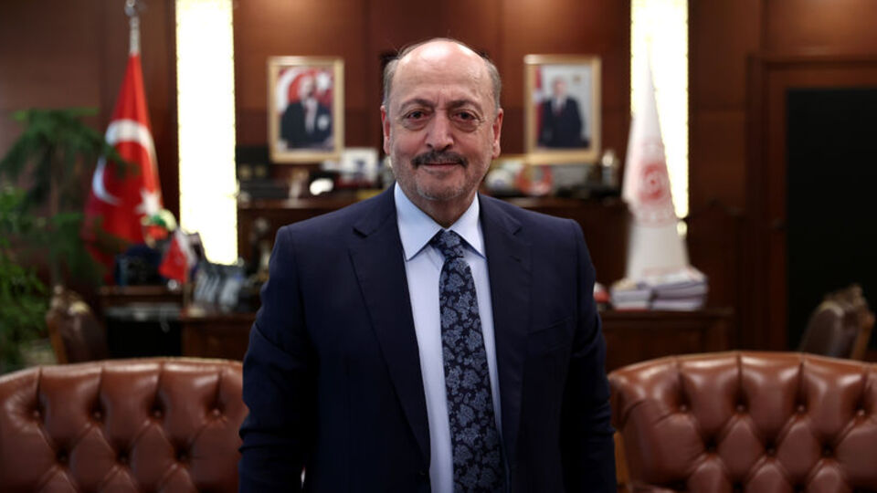 Çalışma Bakanı'ndan asgari ücret ve EYT açıklaması