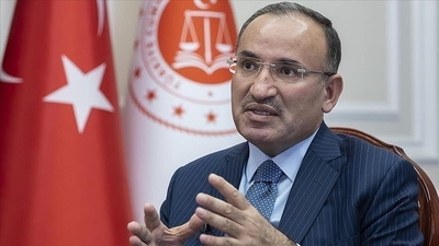 Bakan Bozdağ'dan İmamoğlu kararı yorumu