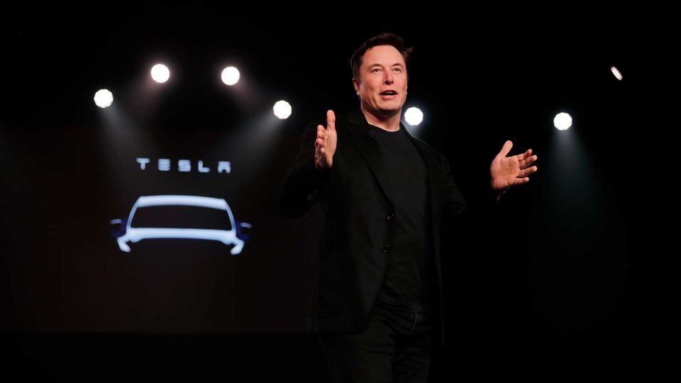 Musk'a Tesla darbesi!