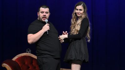 Yenenler çiftinden kahkaha terapisi