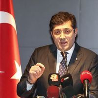 Eski Belediye Başkanı Murat Hazinedar tutuklandı!