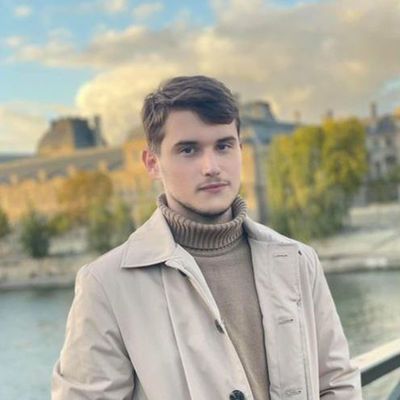 Paris'te sokakta vurulan Akın hayatını kaybetti