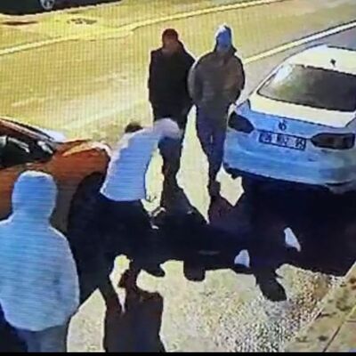 Müzik grubu üyesine yumruklu saldırı