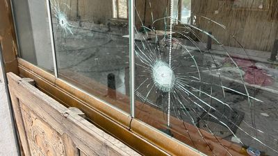 Balat'ta gözdağı kurşunu!